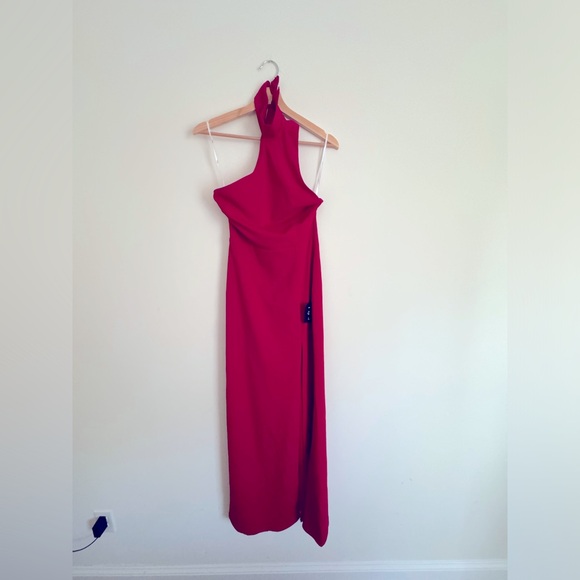 NWT Lulus asymmetric red formal dress - M - Picture 2 of 4